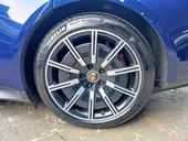 Porsche Taycan - Miniatura 20