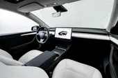 Tesla Model Y - Miniatura 11