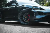 Porsche Taycan - Miniatura 19