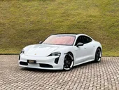 Porsche Taycan - Miniatura 1
