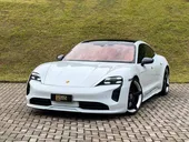 Porsche Taycan - Miniatura 2