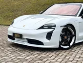 Porsche Taycan - Miniatura 3