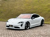 Porsche Taycan - Miniatura 6