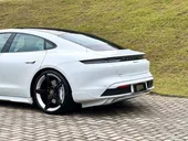 Porsche Taycan - Miniatura 11