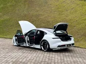 Porsche Taycan - Miniatura 13