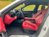 Porsche Taycan - Miniatura 19