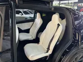 Tesla Model X - Miniatura 10