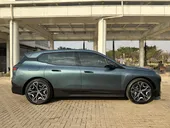 BMW Ix - Miniatura 4