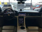 Porsche Taycan - Miniatura 8