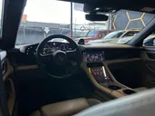 Porsche Taycan - Miniatura 9