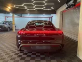 Porsche Taycan - Miniatura 3