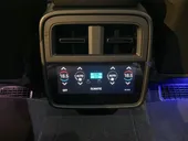 Porsche Taycan - Miniatura 13