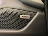 Porsche Taycan - Miniatura 18