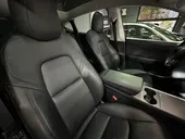 Tesla Model Y - Miniatura 6