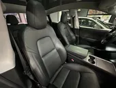 Tesla Model Y - Miniatura 9