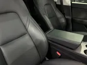 Tesla Model Y - Miniatura 10