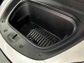 Tesla Model Y - Miniatura 20