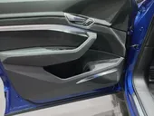 Audi Q8 Sportback E-tron - Miniatura 11