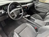 Audi E-tron - Miniatura 11