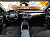 Audi E-tron - Miniatura 2