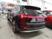 Audi E-tron - Miniatura 6