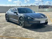 Porsche Taycan - Miniatura 4