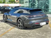 Porsche Taycan - Miniatura 6