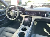 Porsche Taycan - Miniatura 7