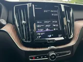 Volvo Xc60 Recharge Plug-in Hybrid - Miniatura 11