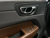 Volvo Xc60 Recharge Plug-in Hybrid - Miniatura 14