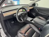 Tesla Model Y - Miniatura 5