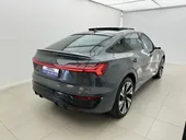 Audi Q8 E-tron - Miniatura 4