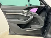 Audi Q8 E-tron - Miniatura 6