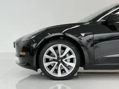 Tesla Model 3 - Miniatura 6
