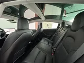 Tesla Model 3 - Miniatura 10