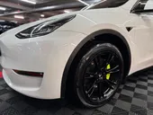 Tesla Model Y - Miniatura 3