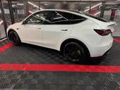Tesla Model Y - Miniatura 9