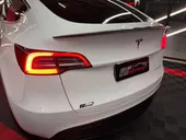 Tesla Model Y - Miniatura 10