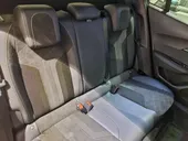 Peugeot E-2008 - Miniatura 18