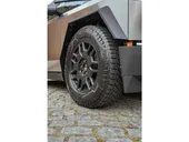 Tesla Cybertruck - Miniatura 8