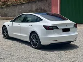 Tesla Model 3 - Miniatura 3