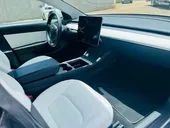 Tesla Model 3 - Miniatura 9