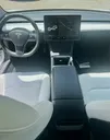 Tesla Model 3 - Miniatura 11