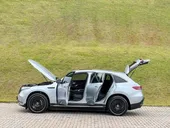 Mercedes Eqc400 - Miniatura 10