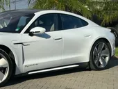 Porsche Taycan - Miniatura 4