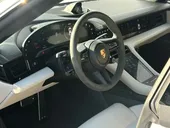 Porsche Taycan - Miniatura 11