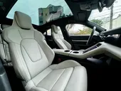 Porsche Taycan - Miniatura 9