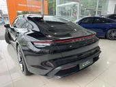 Porsche Taycan - Miniatura 5