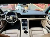 Porsche Taycan - Miniatura 6