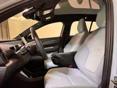 Volvo Xc90 - Miniatura 11